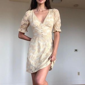 the sweetest babydoll Betsey Johnson lace corset style minidress 🎂